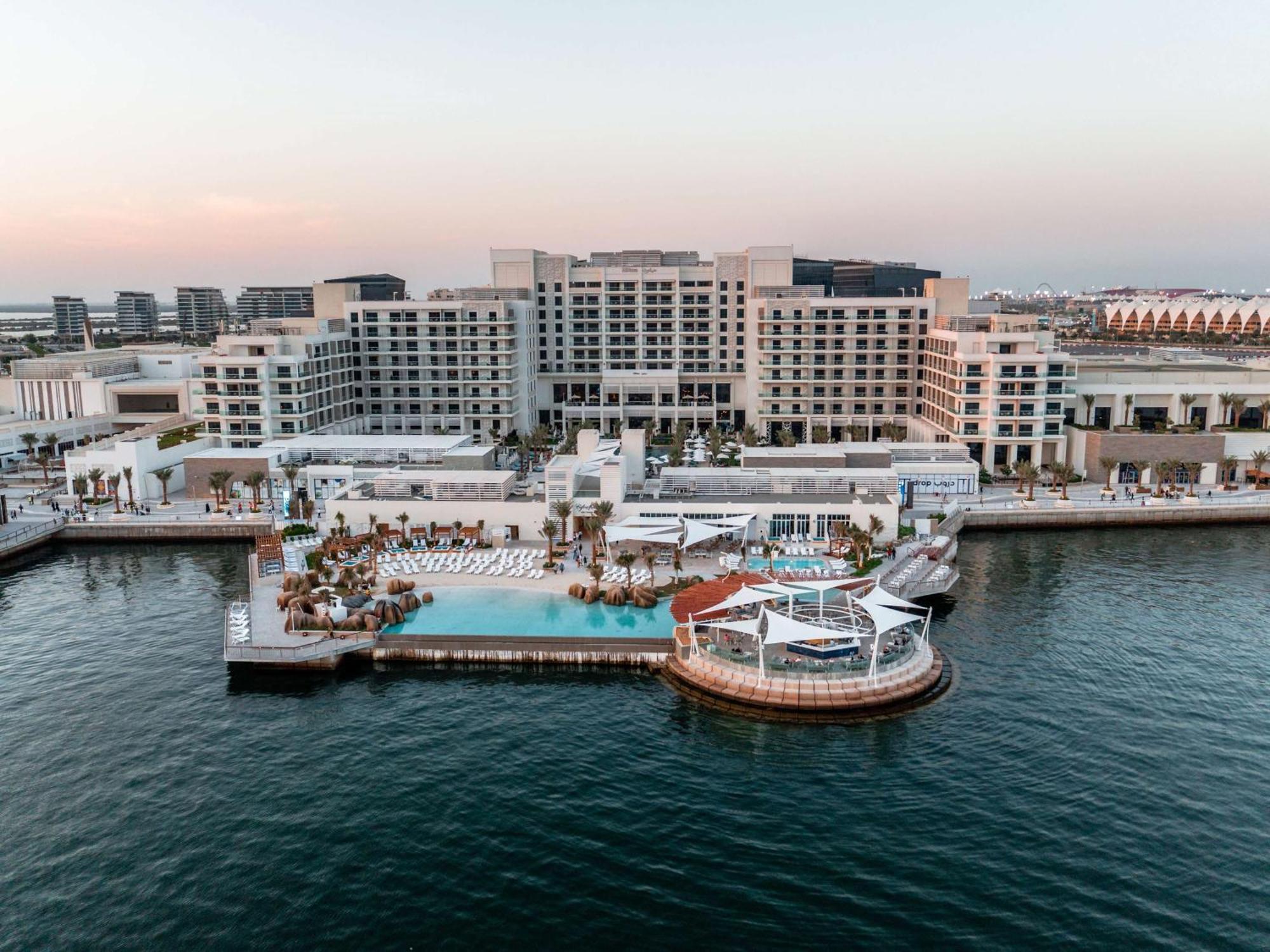 Hilton Abu Dhabi Yas Island Otel Dış mekan fotoğraf